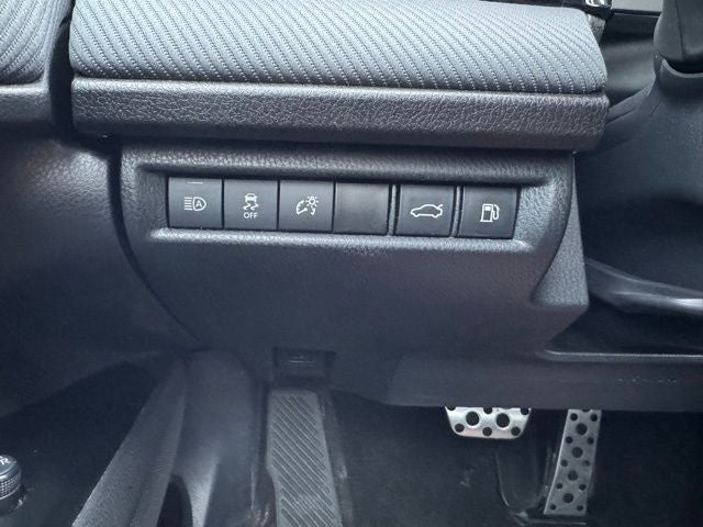 2025 Toyota Camry SE FWD