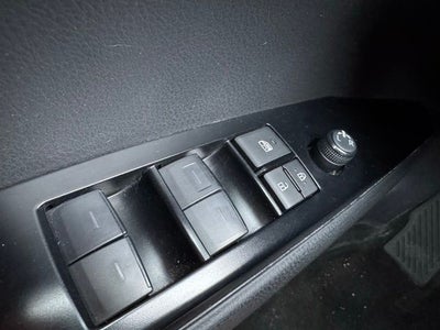 2025 Toyota Camry SE FWD