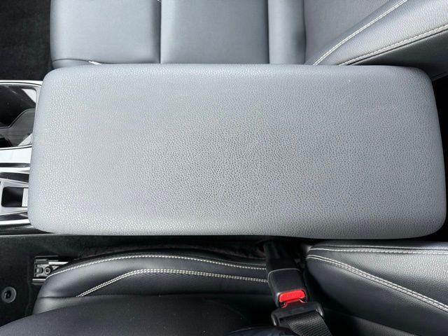 2025 Toyota Camry SE FWD