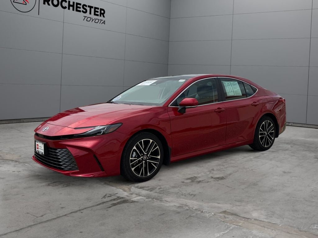 2025 Toyota Camry XLE FWD