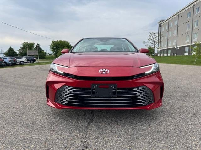 2025 Toyota Camry XLE FWD