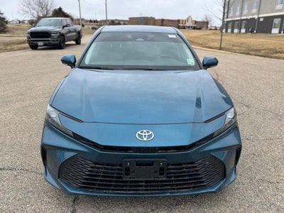 2025 Toyota Camry LE FWD