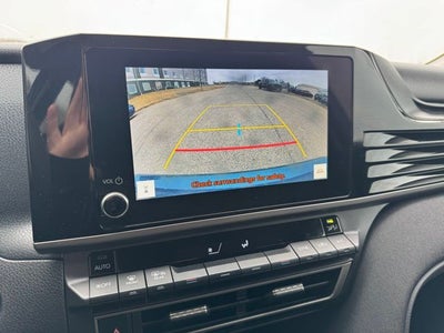 2025 Toyota Camry LE FWD