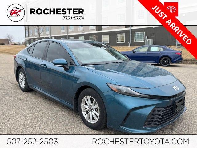 2025 Toyota Camry LE FWD