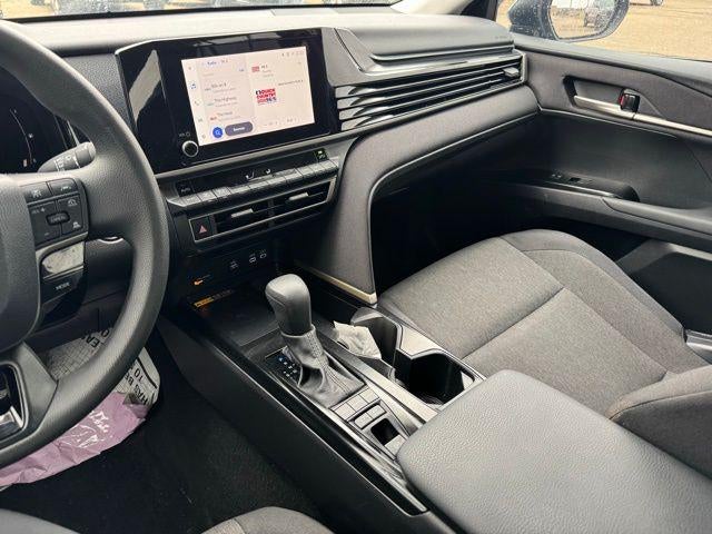 2025 Toyota Camry LE FWD