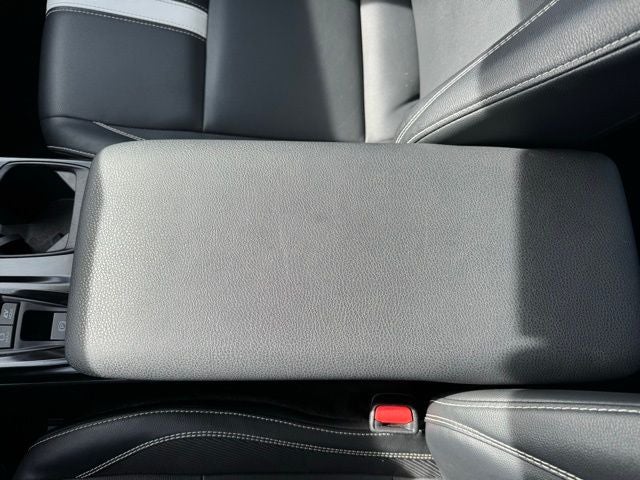 2025 Toyota Camry SE FWD