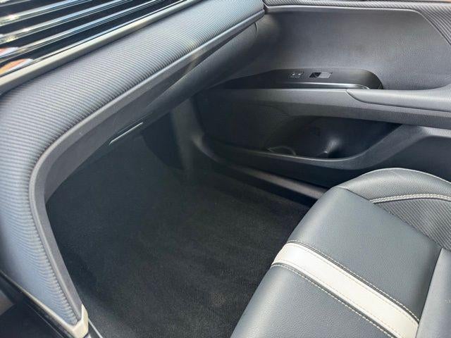 2025 Toyota Camry SE FWD