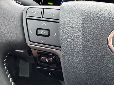 2025 Toyota Camry SE FWD