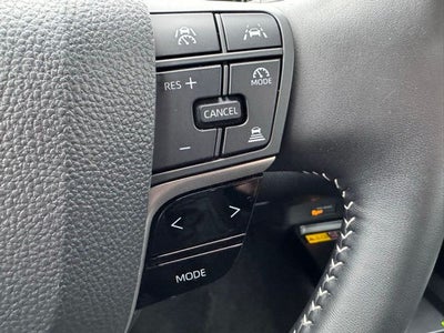 2025 Toyota Camry SE FWD