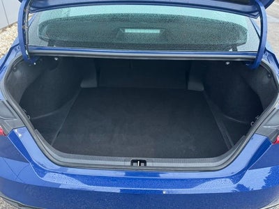 2025 Toyota Camry SE FWD