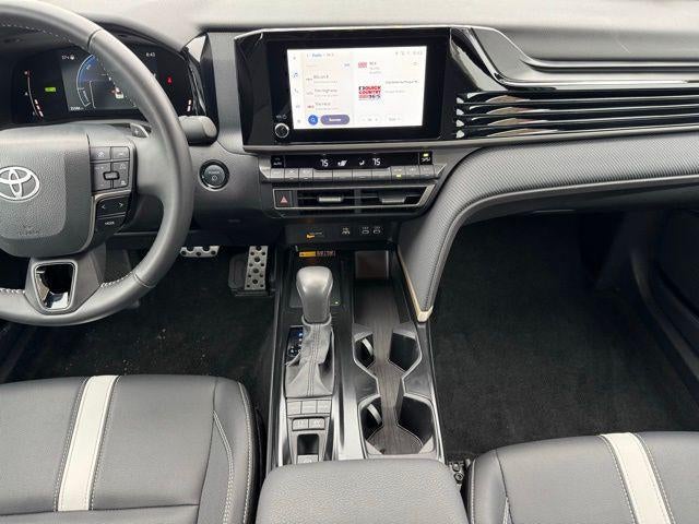 2025 Toyota Camry SE FWD