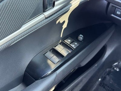 2025 Toyota Camry SE FWD