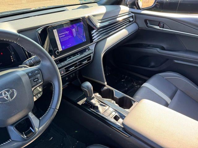 2025 Toyota Camry SE FWD