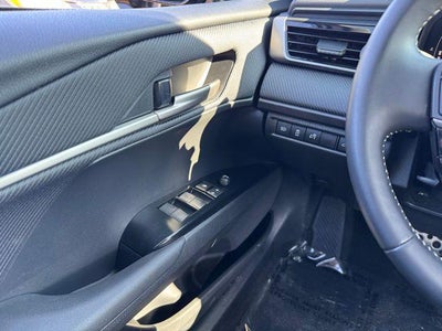 2025 Toyota Camry SE FWD