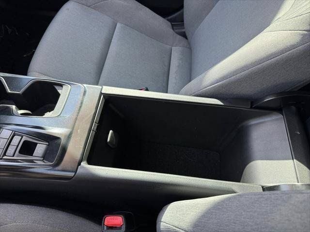 2025 Toyota Camry LE FWD