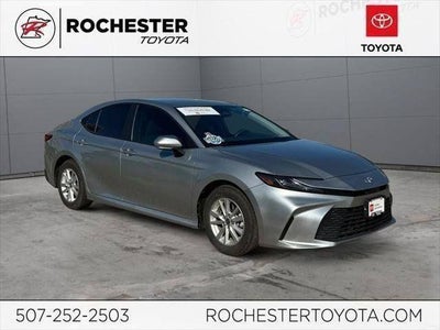 2025 Toyota Camry LE FWD