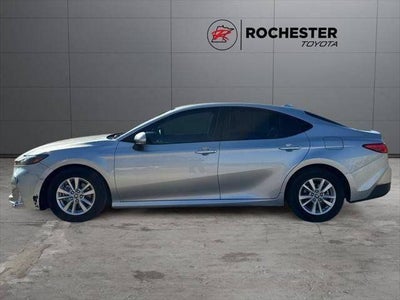 2025 Toyota Camry LE FWD