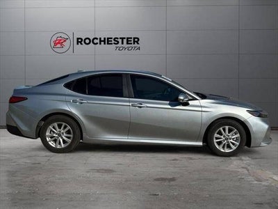 2025 Toyota Camry LE FWD
