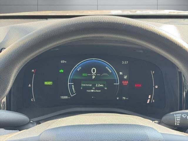 2025 Toyota Camry LE FWD