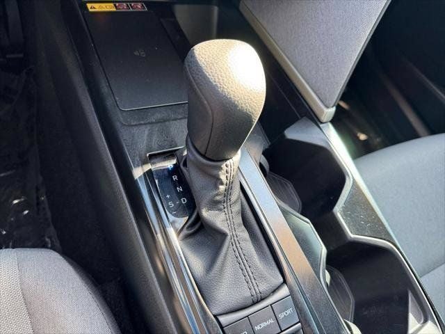 2025 Toyota Camry LE FWD