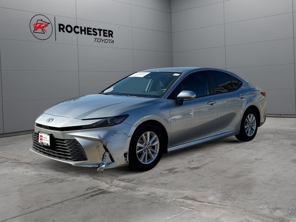 2025 Toyota Camry LE FWD
