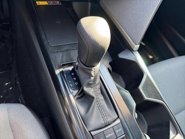 2025 Toyota Camry LE FWD
