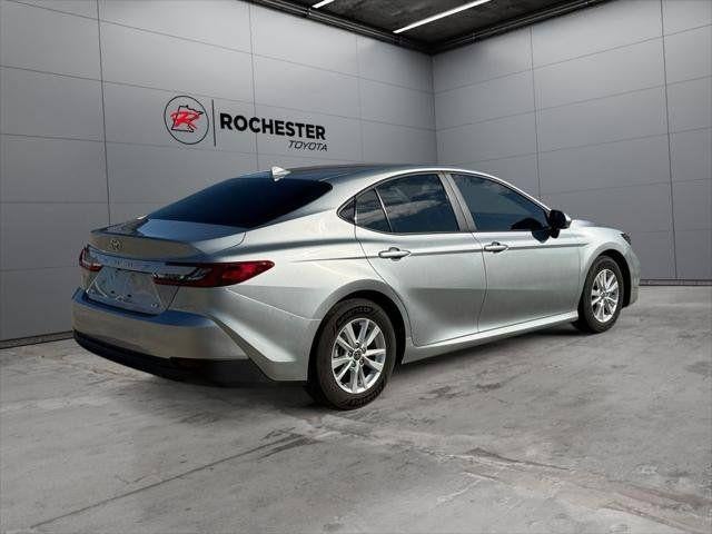 2025 Toyota Camry LE FWD