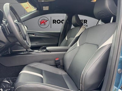 2025 Toyota Camry SE FWD
