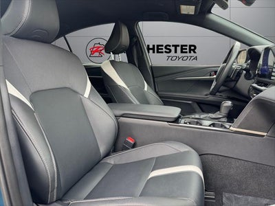 2025 Toyota Camry SE FWD