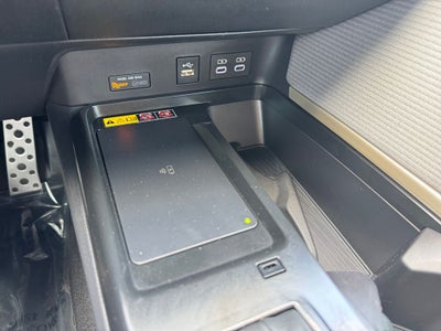 2025 Toyota Camry SE FWD