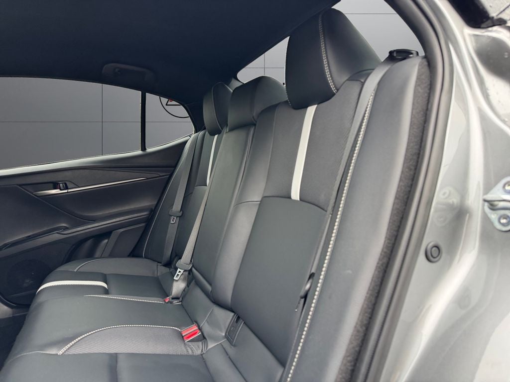 2025 Toyota Camry SE FWD