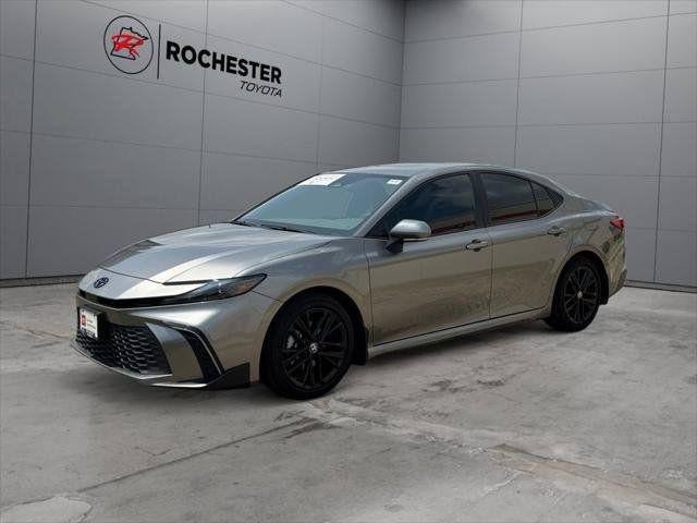 2025 Toyota Camry SE FWD