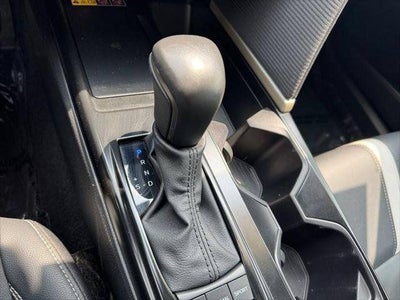 2025 Toyota Camry SE FWD