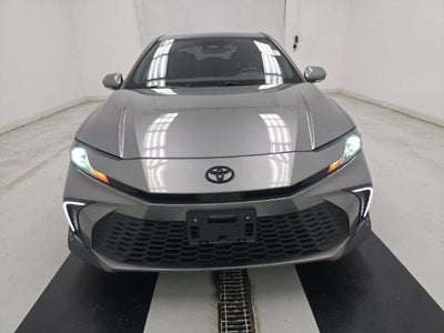 2025 Toyota Camry SE FWD