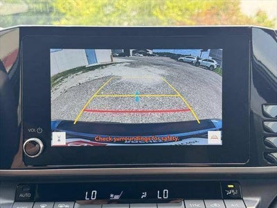 2025 Toyota Camry SE FWD