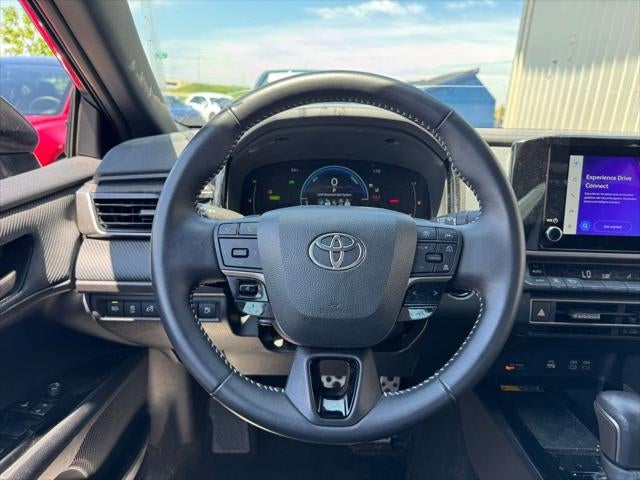 2025 Toyota Camry SE FWD