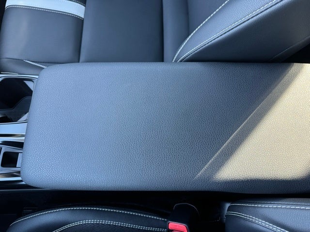 2025 Toyota Camry SE AWD