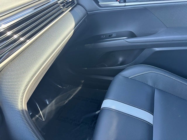 2025 Toyota Camry SE AWD