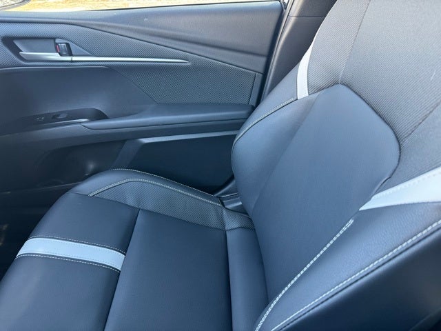 2025 Toyota Camry SE AWD