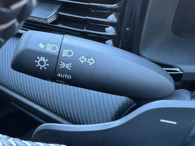 2025 Toyota Camry SE AWD