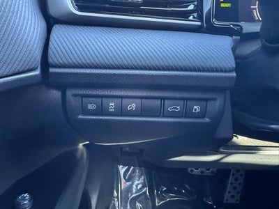 2025 Toyota Camry SE AWD