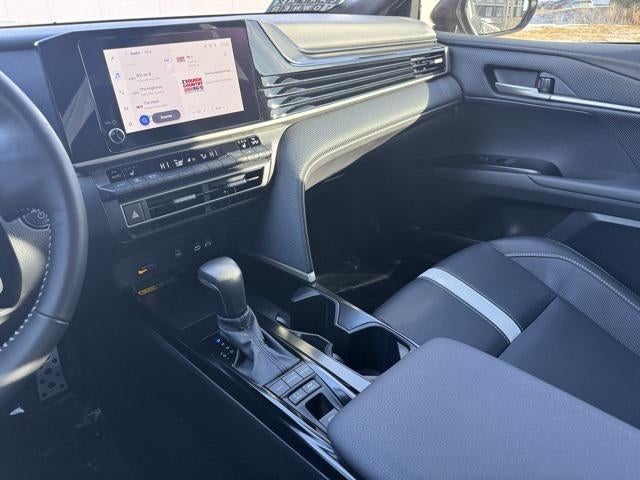 2025 Toyota Camry SE AWD