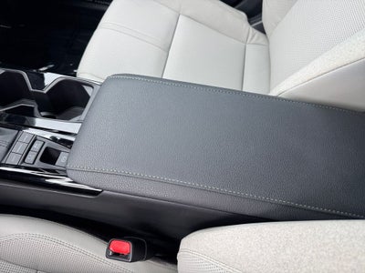 2025 Toyota Camry XLE AWD