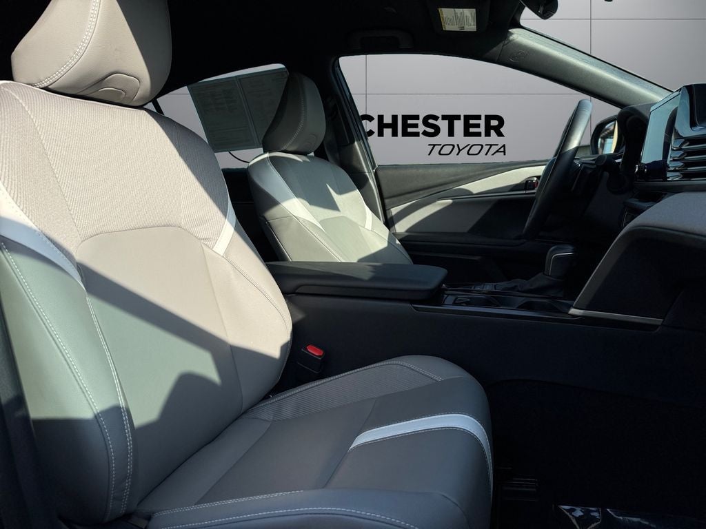 2025 Toyota Camry SE AWD