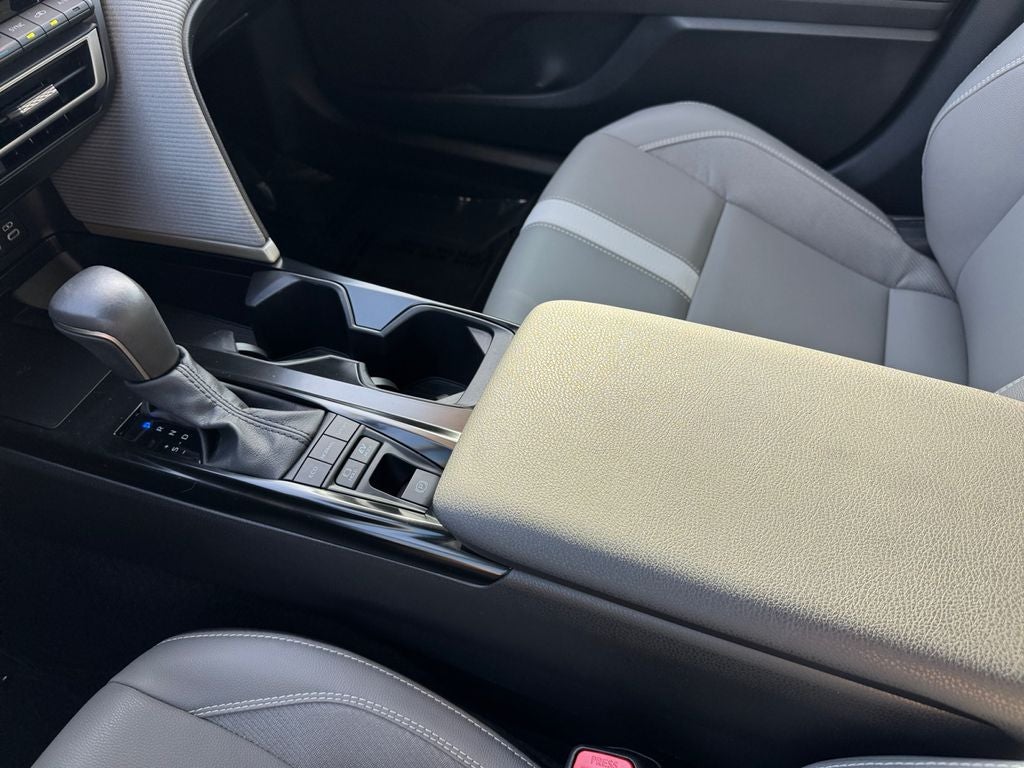2025 Toyota Camry SE AWD