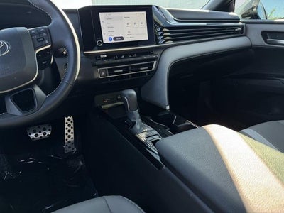 2025 Toyota Camry SE AWD