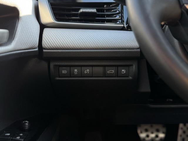 2025 Toyota Camry SE AWD