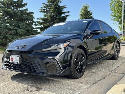 2025 Toyota Camry SE AWD