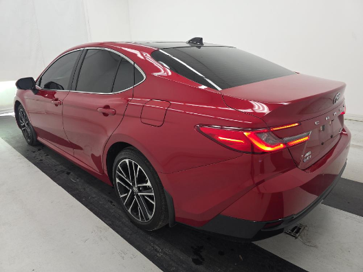2025 Toyota Camry XLE AWD