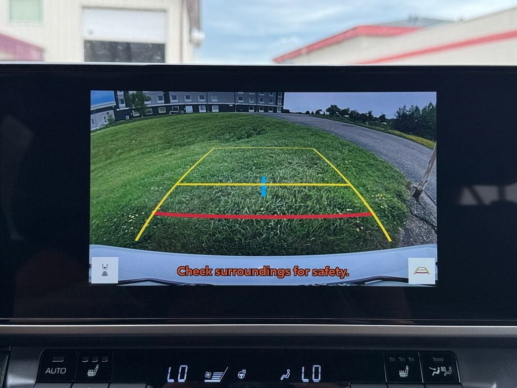 2025 Toyota Camry SE AWD